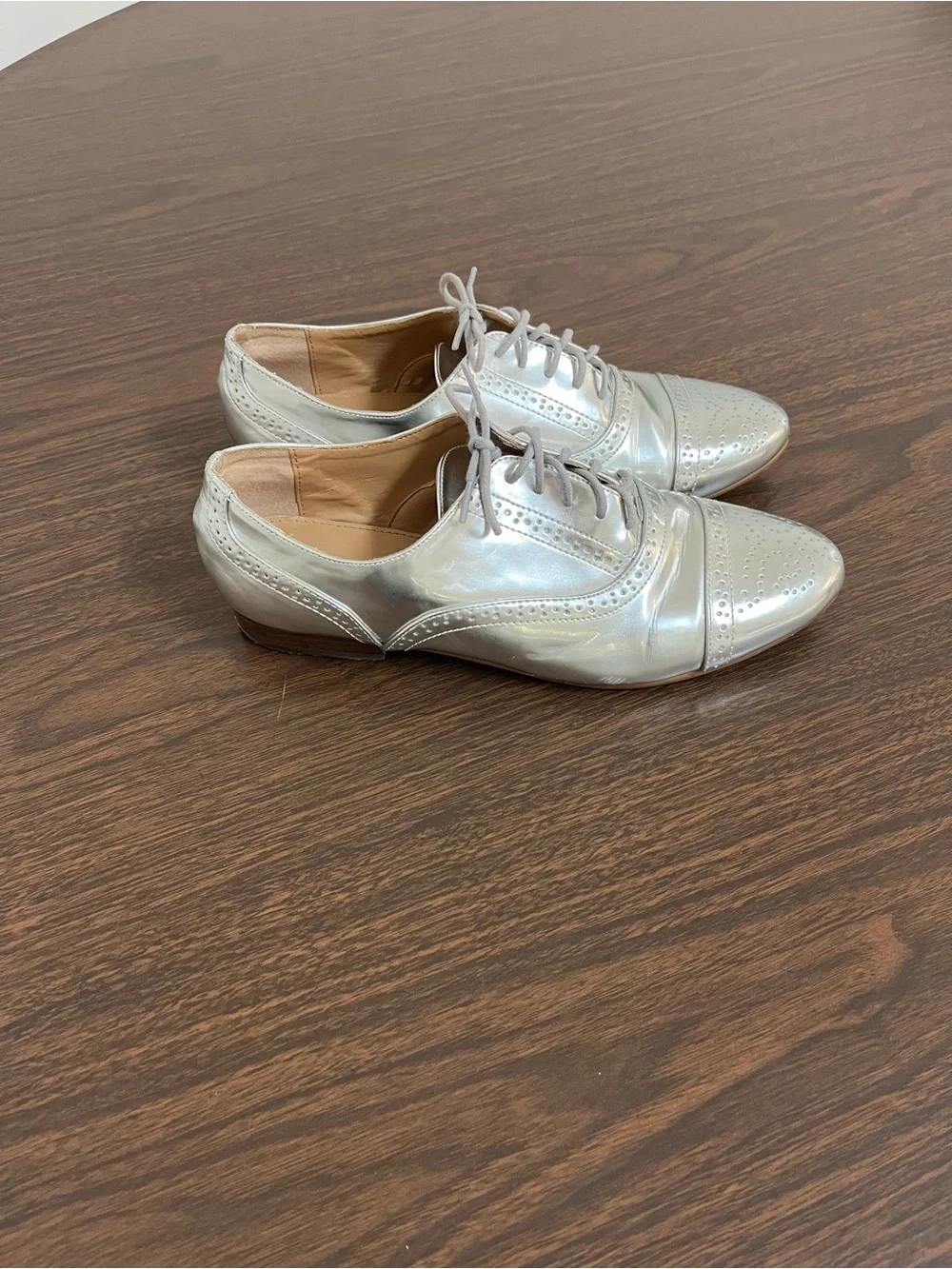 J.Crew Womens 7.5 Silver Metallic Leather Oxfords Cap Toe Brogue Lace Up